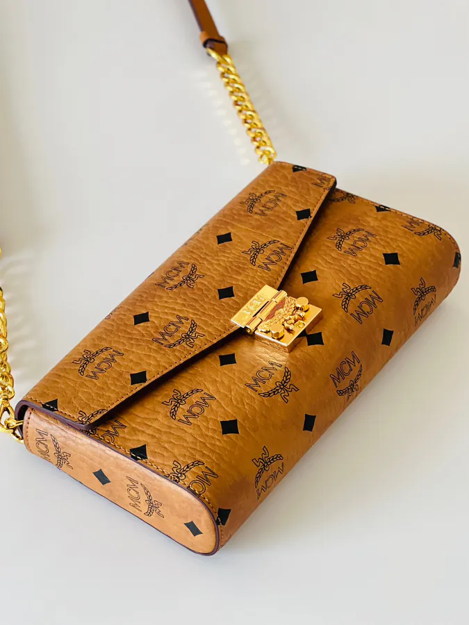 Tracy Front Flap Crossbody Bag with Shoulder Strap