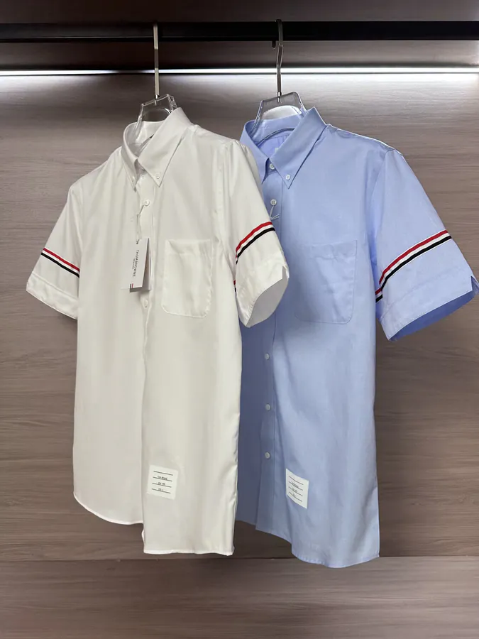 TB Brownie Classic College Style Fabric joined Design Men's Short Sleeve Shirt