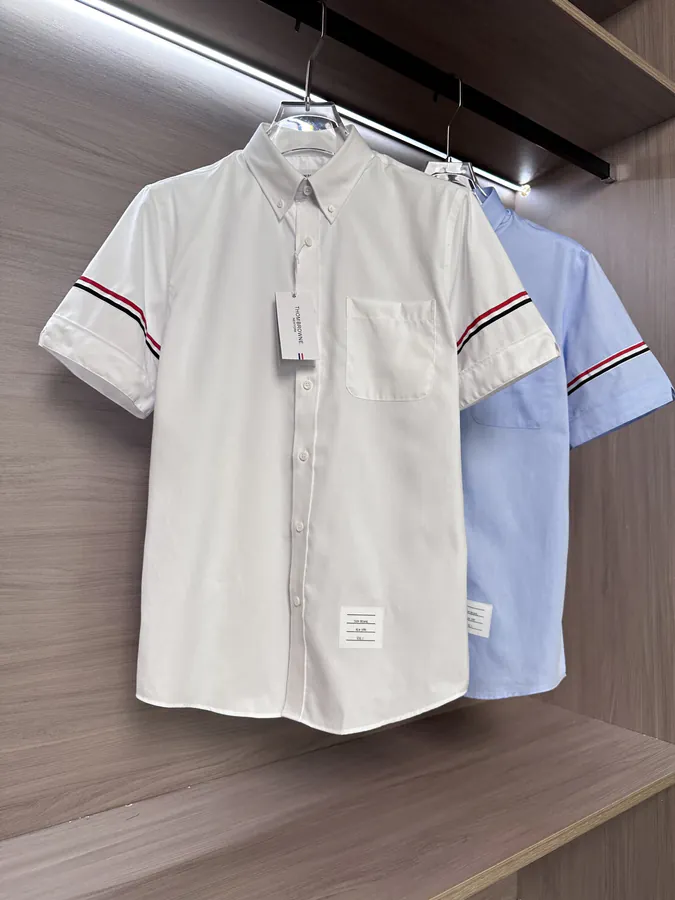 TB Brownie Classic College Style Fabric joined Design Men's Short Sleeve Shirt