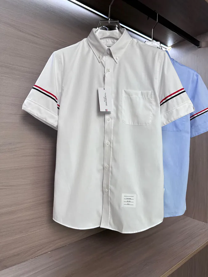 TB Brownie Classic College Style Fabric joined Design Men's Short Sleeve Shirt