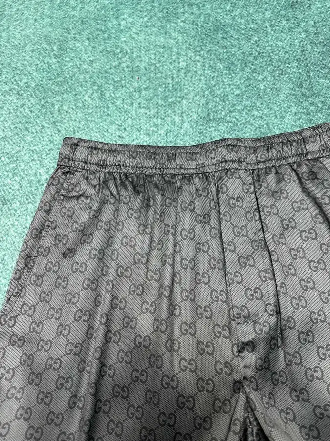 P200 G Brand Shorts
