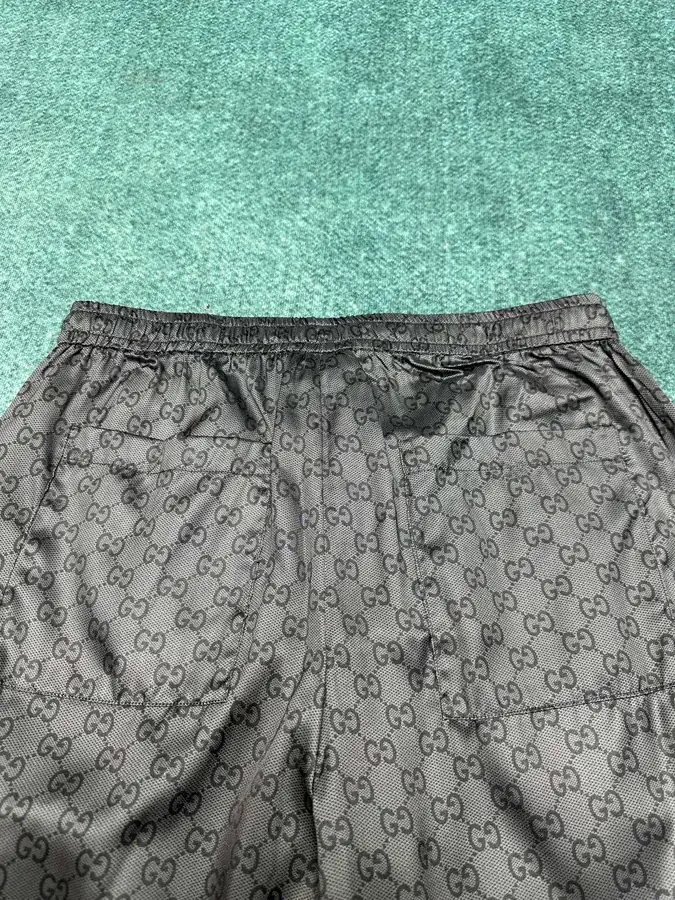 P200 G Brand Shorts