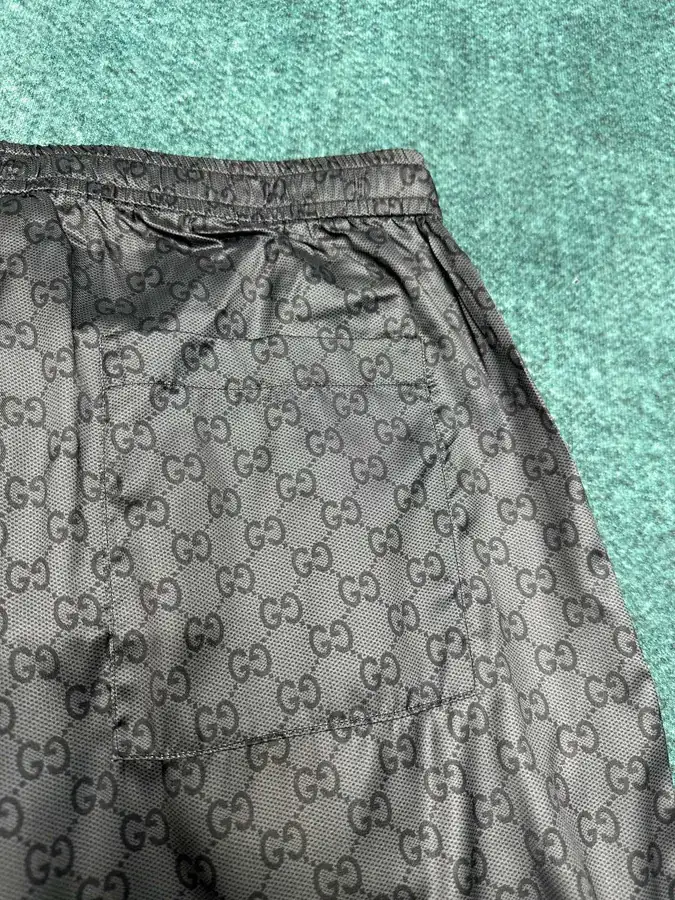 P200 G Brand Shorts