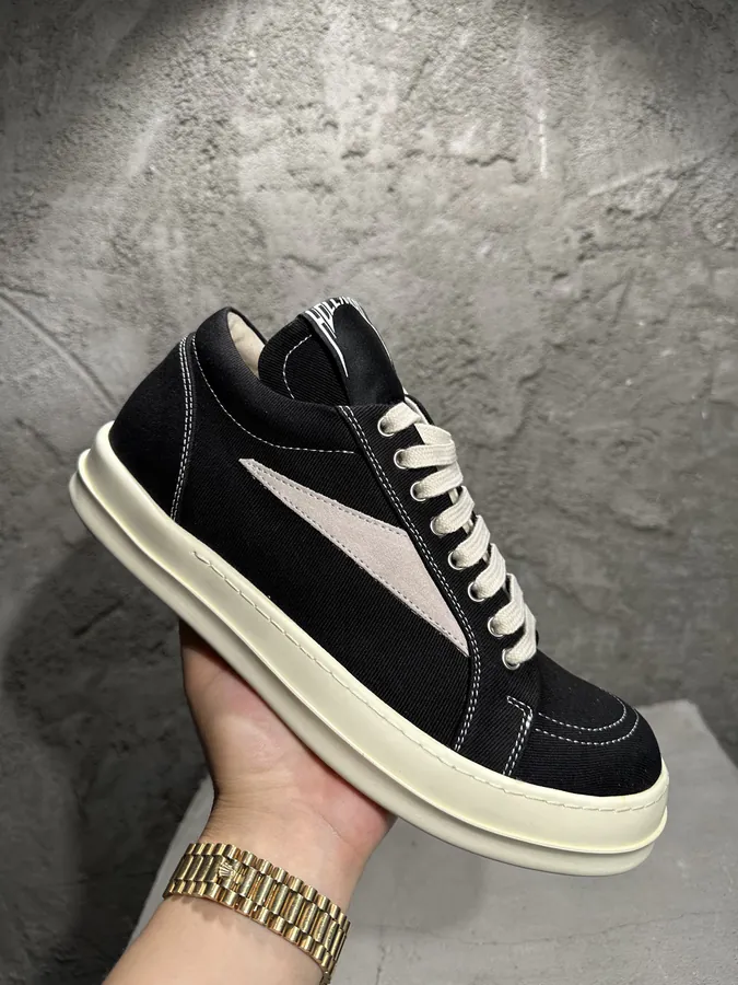 RI OWENS 2025SS Statement Canvas Low Top Sneaker