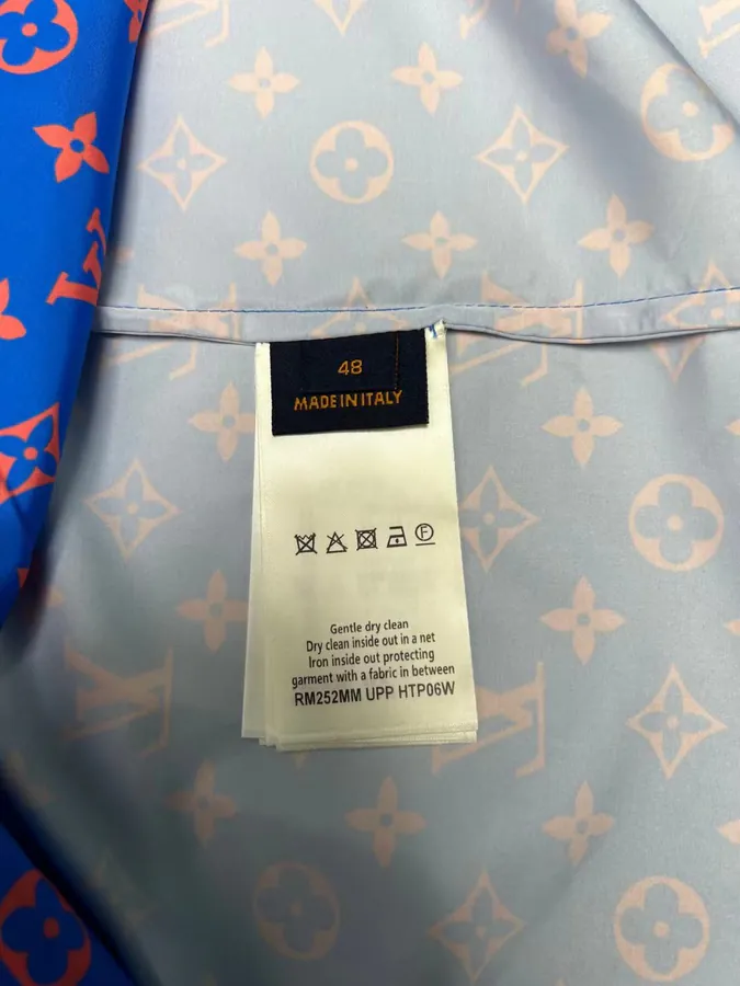 P210 Monogram Glow Bucket Bag