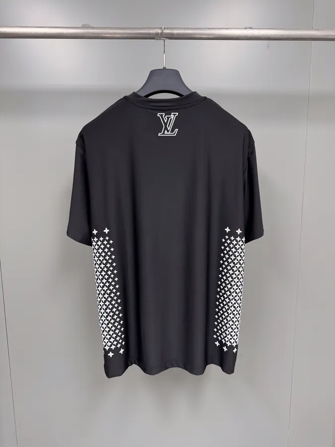 Vuitton Seasonal New Tech T Shirt