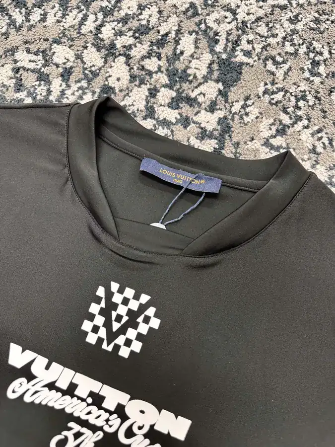 Vuitton Seasonal New Tech T Shirt