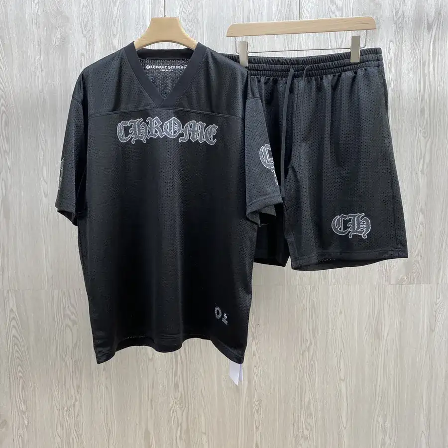 Chloé CH Double Layer Quick Dry Ice Ball Suit with Casual Shorts