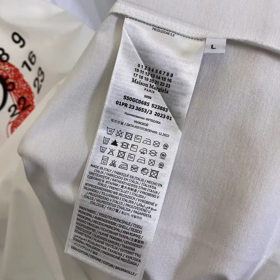 MM6 Maison Margiela 25 Spring Summer New Collection Snake Year Limited Print Short Sleeve T Shirt