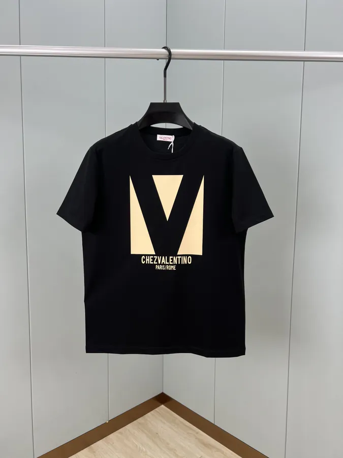 Valentino 25春夏新品 CHEZ VALENTINO印花标识短袖