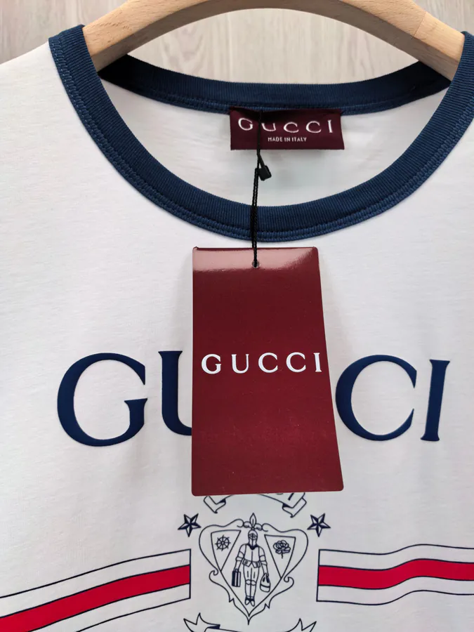 GU Traveler Print Round Neck Short Sleeve T shirt