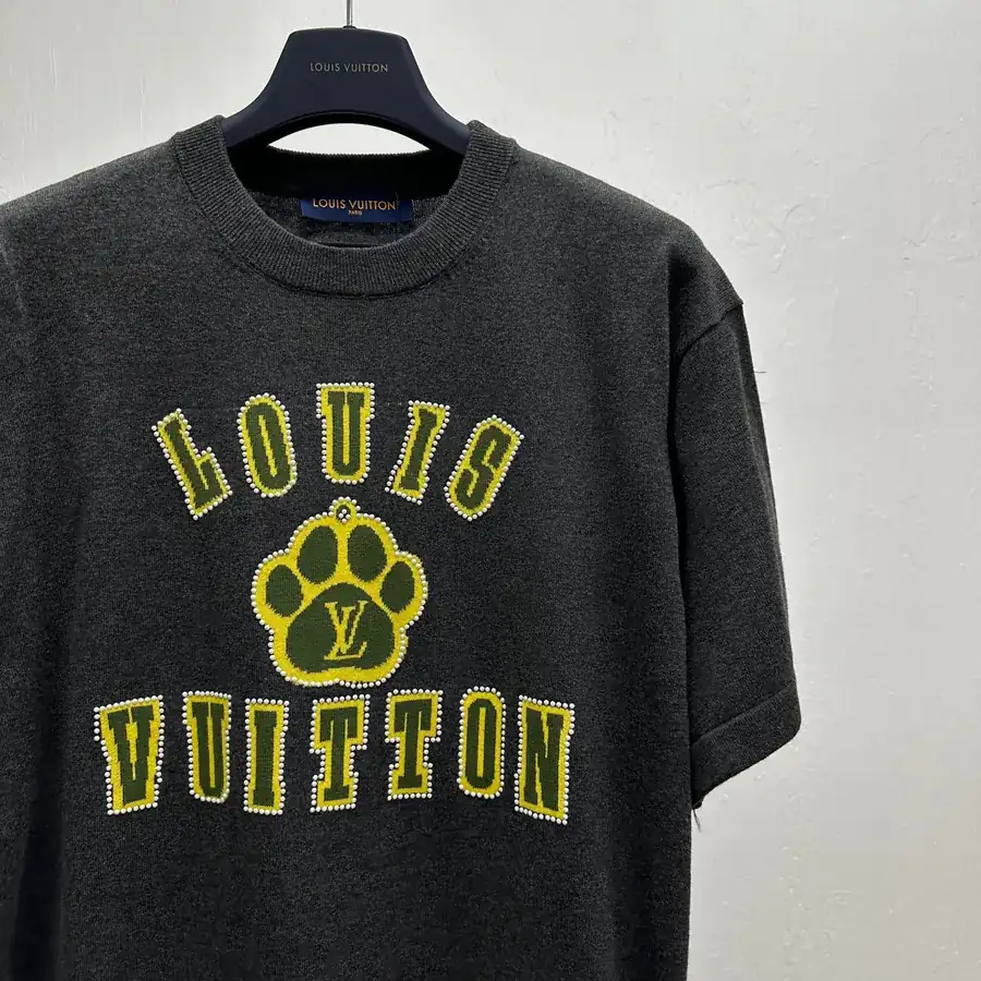 P220 Dog Series Beaded Jacquard Cotton Round Neck T Shirt