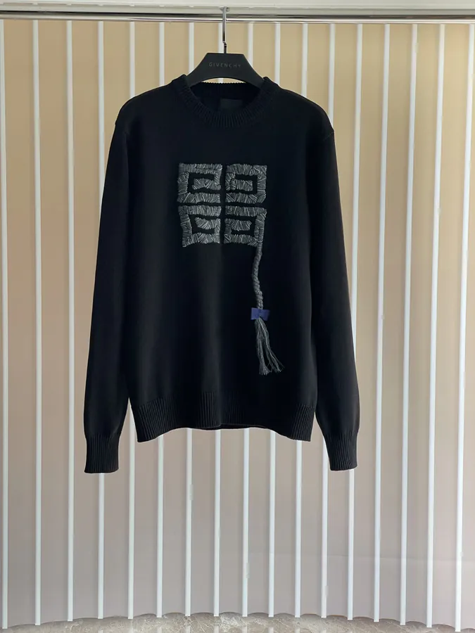 GVC Cashmere Sweater One Size