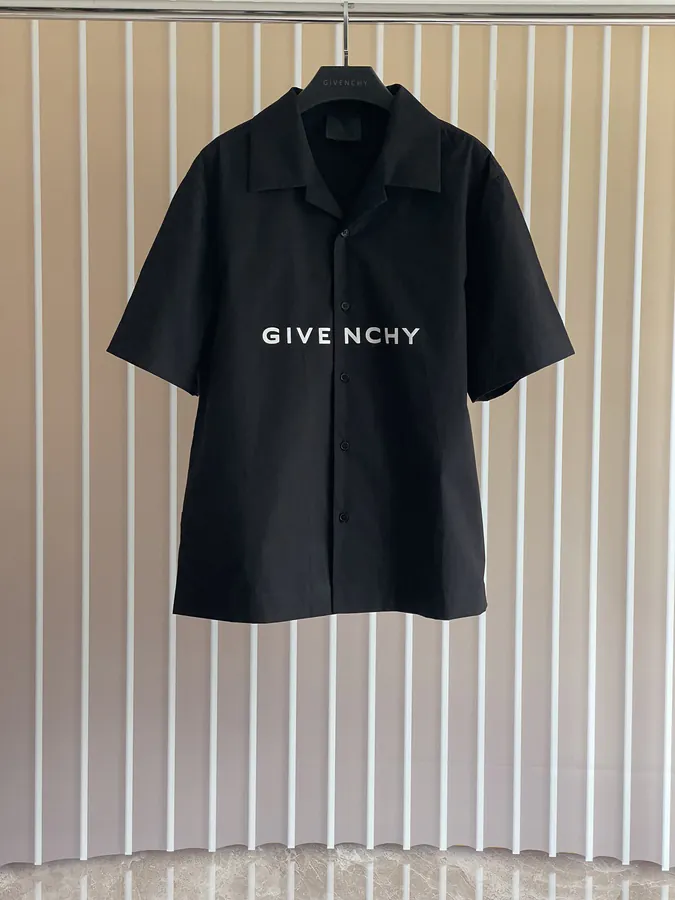 P215 G V C Classic Collar Shirt