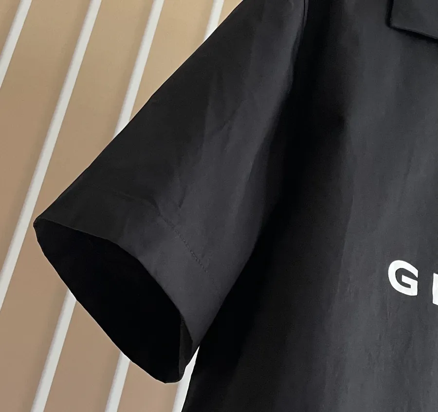 P215 G V C Classic Collar Shirt
