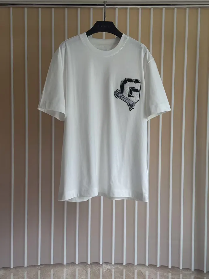 GVC T Embroidered Logo Large G