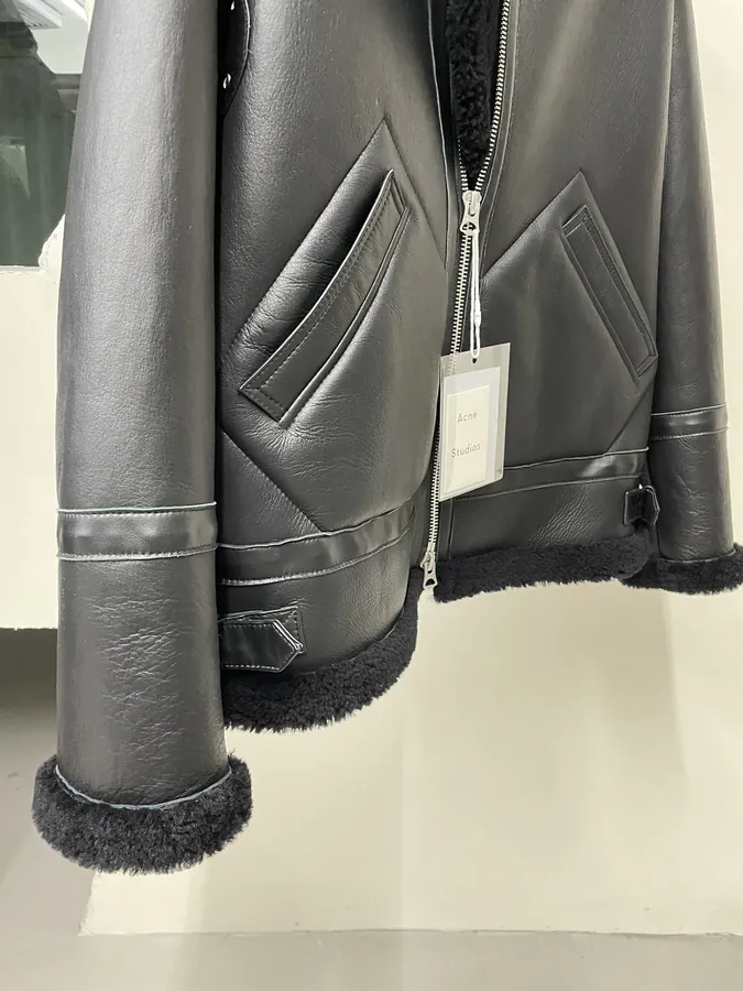 ACNE 皮毛一体外套 M 3XL