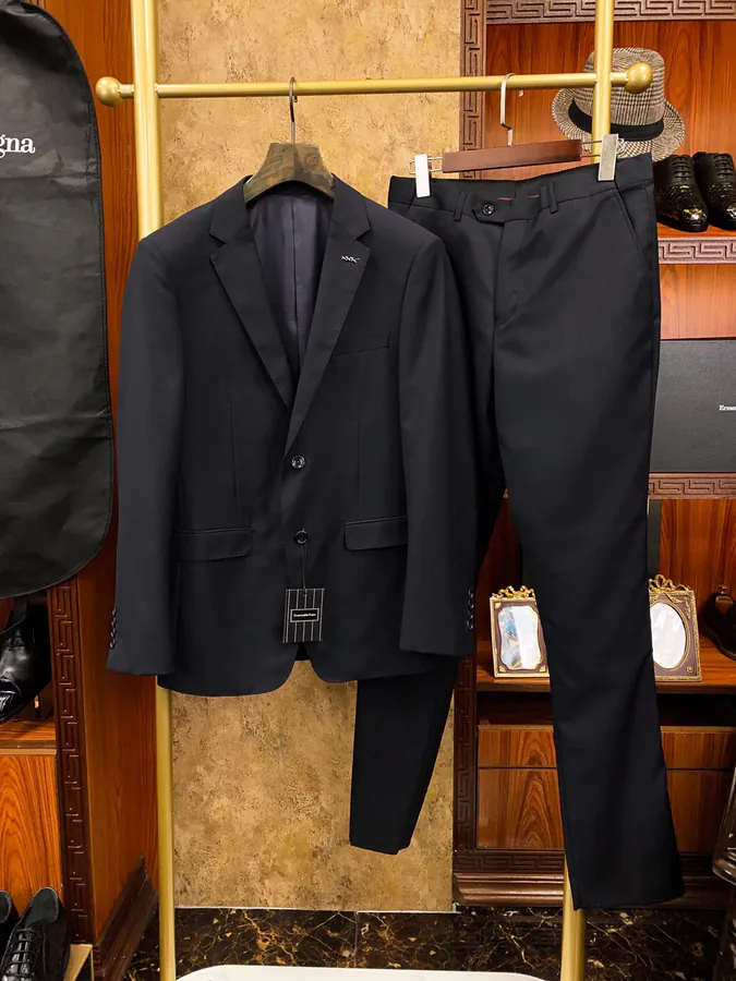 New Arrival Premium Suit Set Wool Blend and Polyester Fabric
