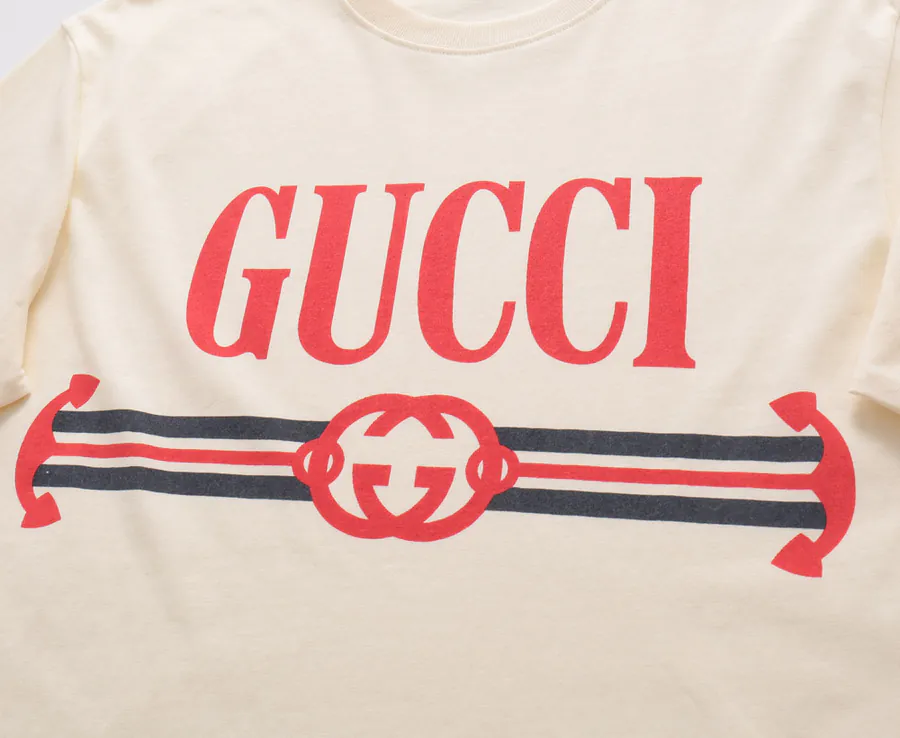 GU Logo Print T Shirt with Matching Rib Knit Official Quality