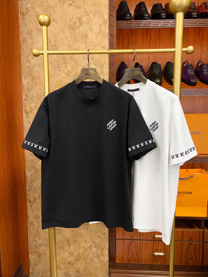 1V Lucci Stylish and Modern Short Sleeve for Men and Women