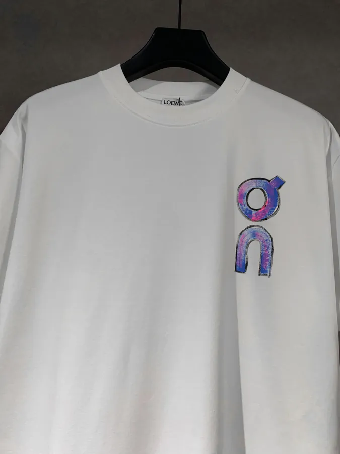 LOEW 罗意威 New Collection Hand Painted Pattern Round Neck Short Sleeve T Shirt