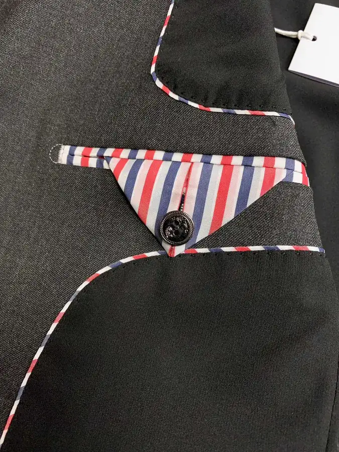 Thomas Burberry Professional Suit Exclusive Luxury Offering