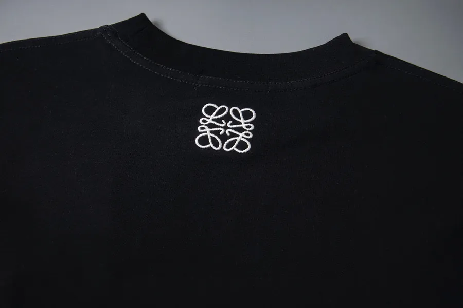 LOEW* Spring Summer New T shirt with Retro Illustration