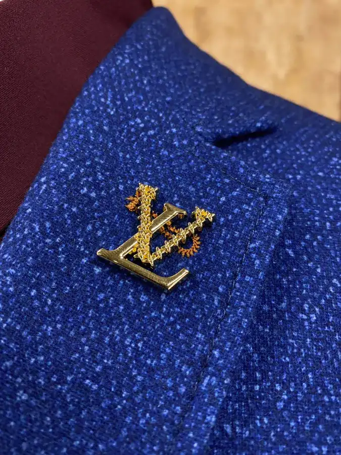 Boss Recommendation: 1V Azzaro Men's Premium Leisure Suit