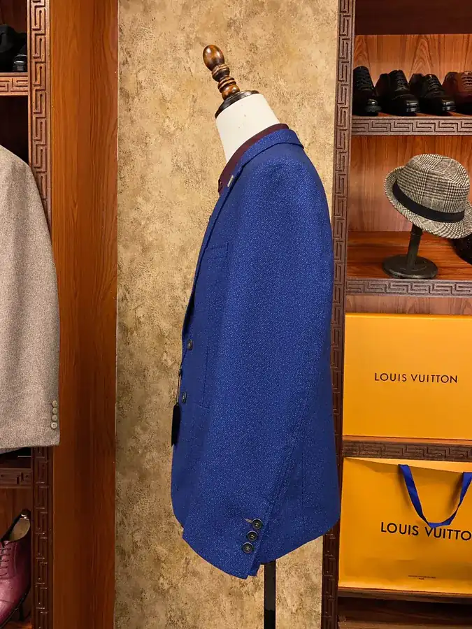 Boss Recommendation: 1V Azzaro Men's Premium Leisure Suit