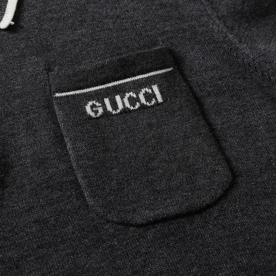 GU Original Quality Letter Pocket Cardigan