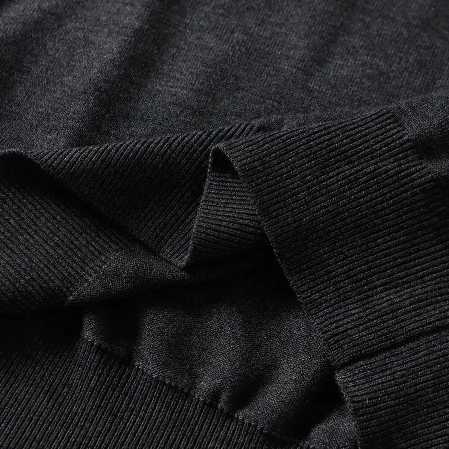 GU Original Quality Letter Pocket Cardigan