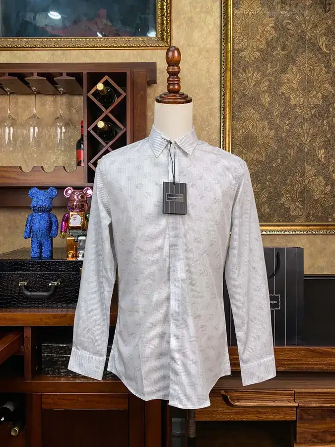 Zegna Gentlemen's Shirt Premium Fabric, Perfect Fit, Luxury Buttons