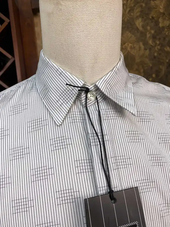 Zegna Gentlemen's Shirt Premium Fabric, Perfect Fit, Luxury Buttons