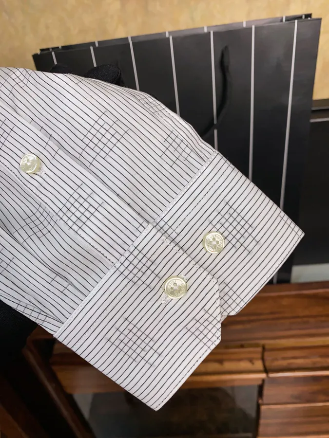 Zegna Gentlemen's Shirt Premium Fabric, Perfect Fit, Luxury Buttons
