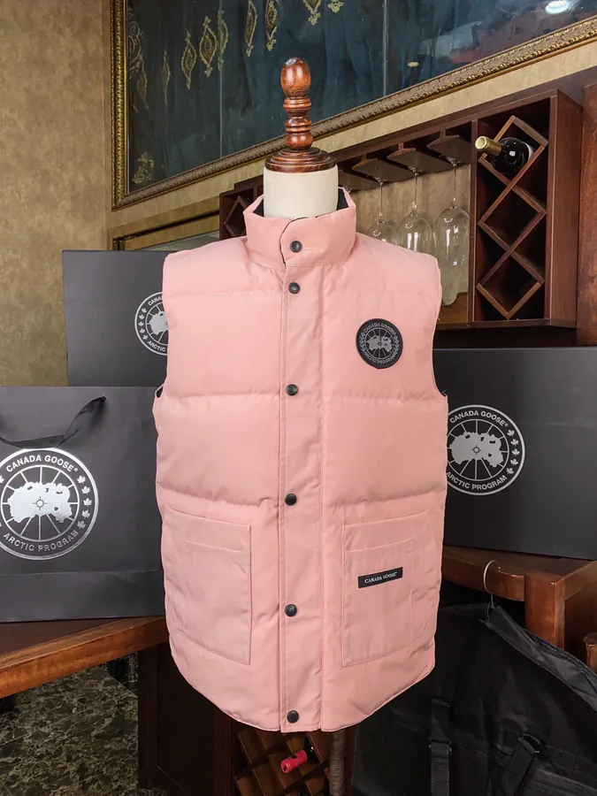 CANADA GOOES Men's and Women's Vest with Packaging Box