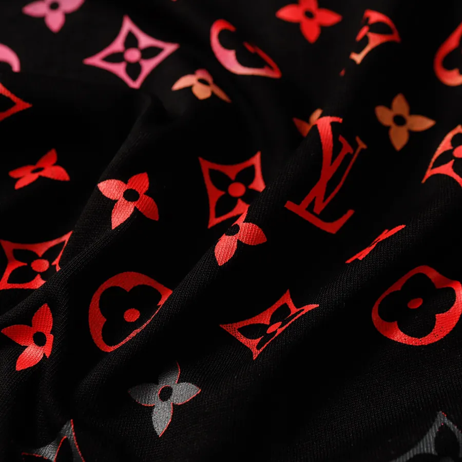 1V Valentino Spring Summer 2024 Color Gradient Logo Print T Shirt