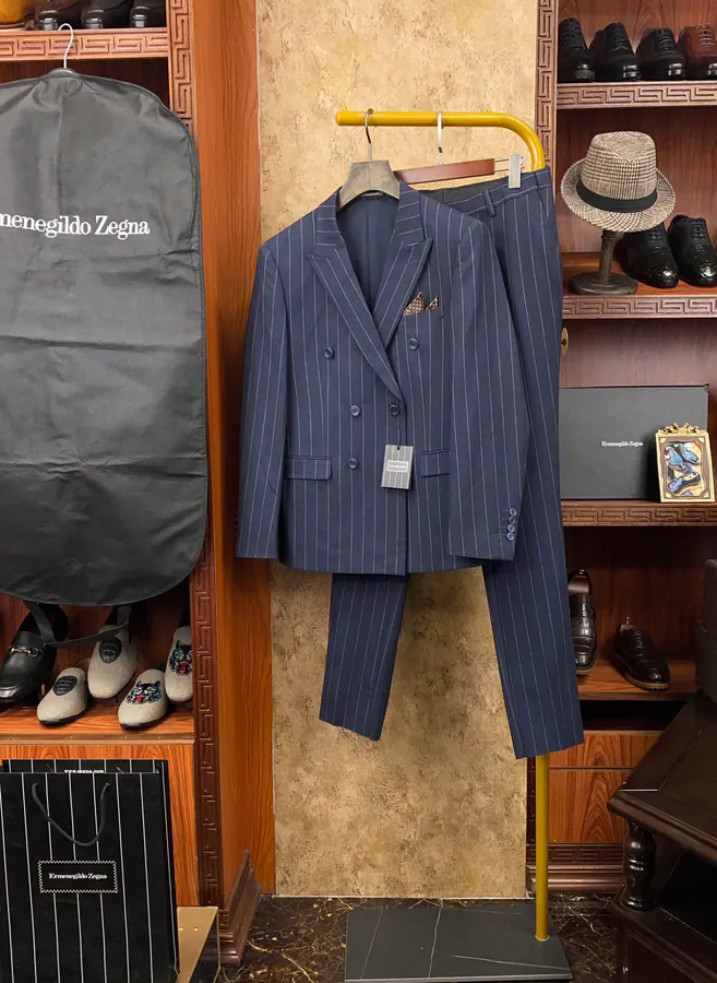 Giorgio Armani Exclusive Luxury Suit Set Business Formal