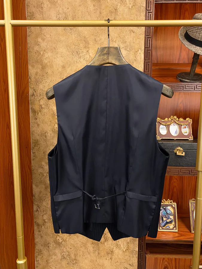 Ferragamo Noble Exclusive Men's Suit Set