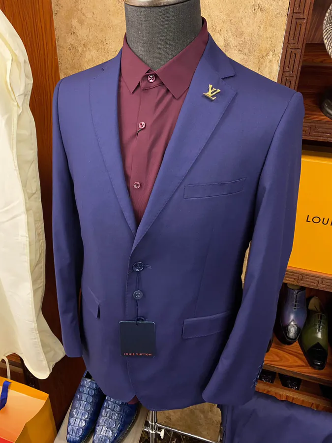 1V Vuitton Men's Premium Business Suit Set