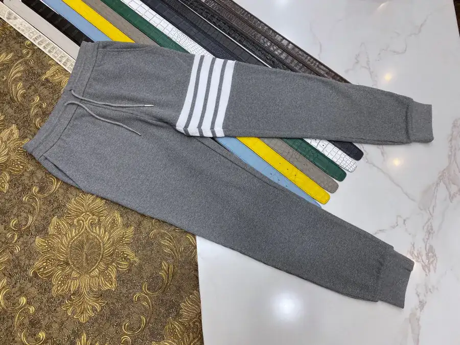 Thom Browne TB Round Neck Crewneck Sweater Slim Fit, Unisex