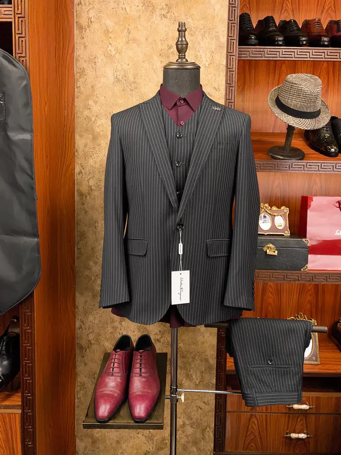 Ferragamo Noble Exclusive Men's Suit Set Business Formal