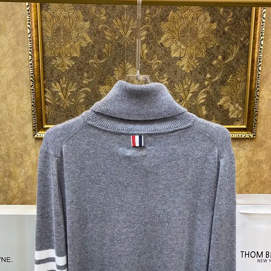 Thom Browne Original Cashmere Crewneck Sweater