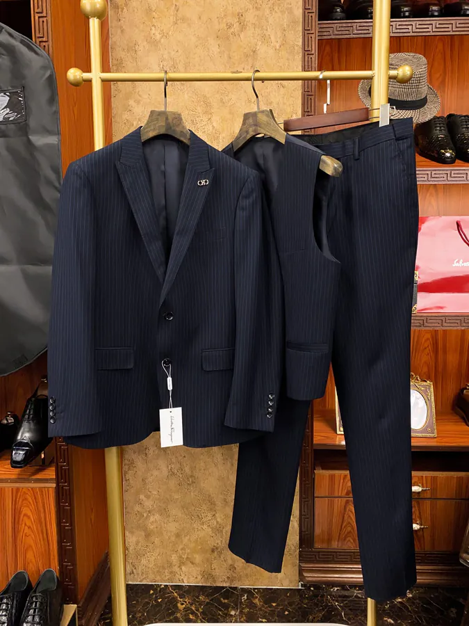Ferragamo Noble Exclusive Men's Suit Set Business Formal