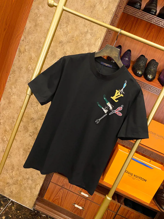 New Arrival! 1V Luggage Stylish and Modern Unisex Short Sleeve