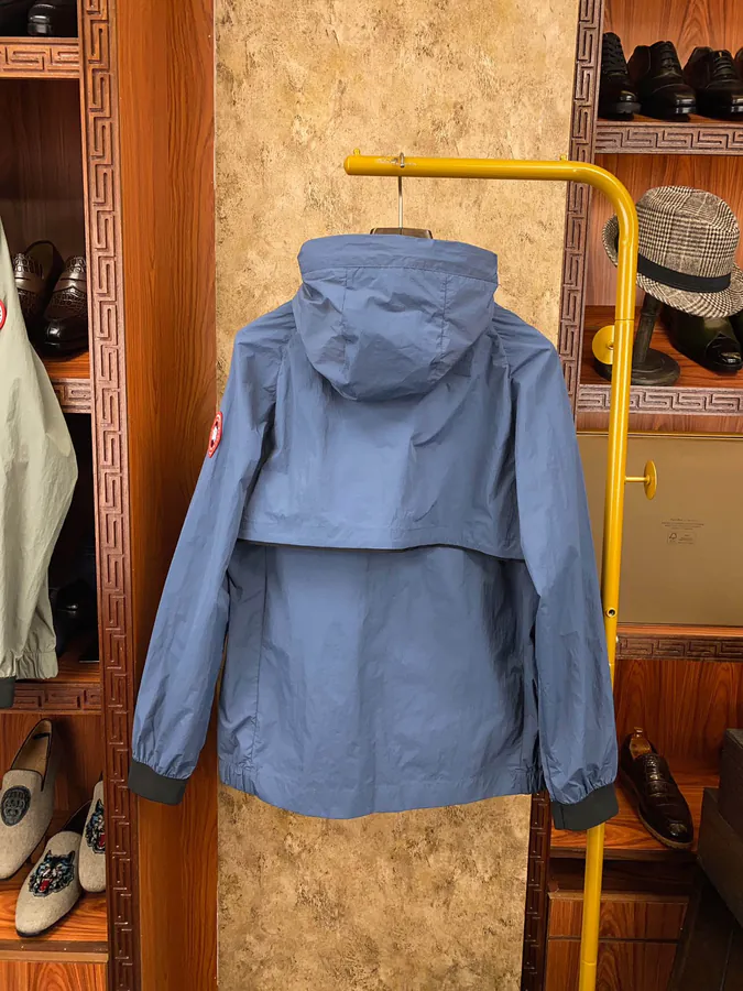 ARC TERYX Lightweight Urban Outdoor Hoodie