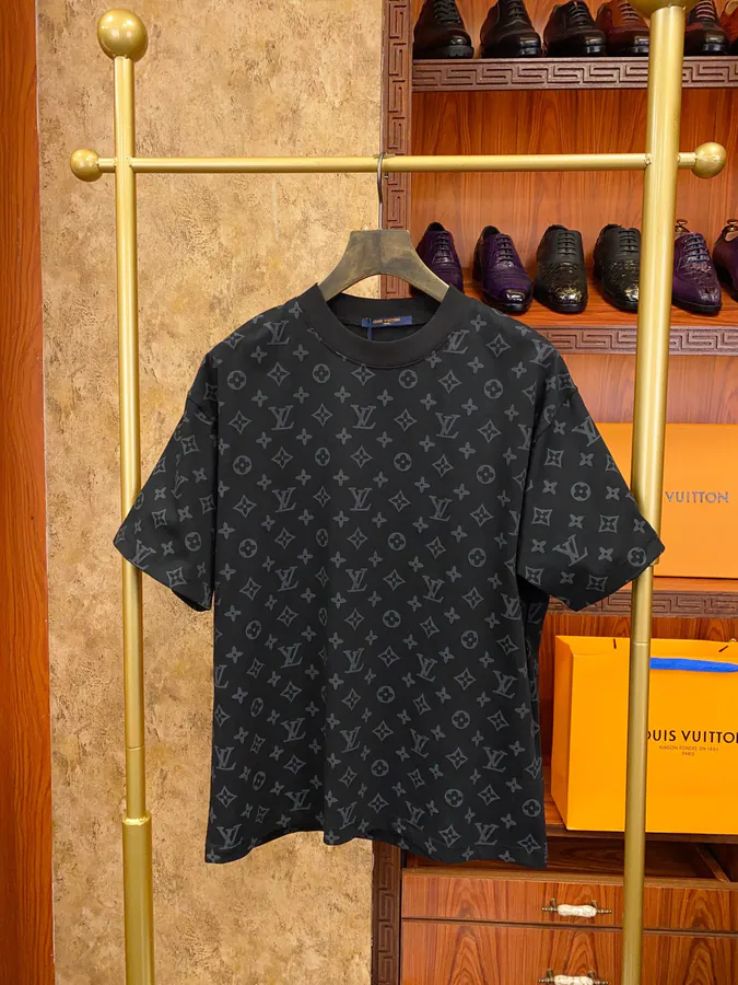 1V by Luggage Stylish Short Sleeve for Men and Women