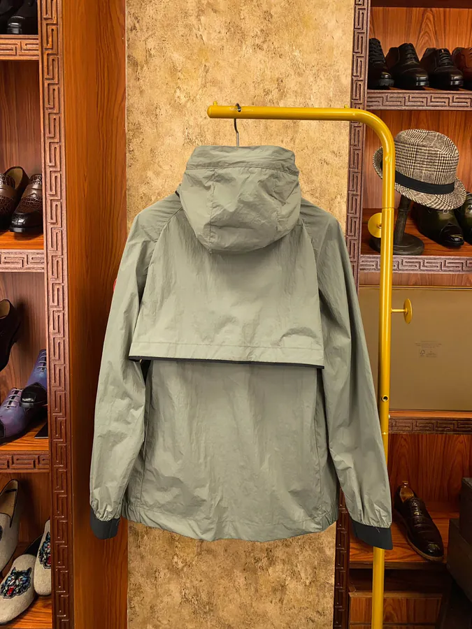 ARC TERYX Lightweight Urban Outdoor Hoodie