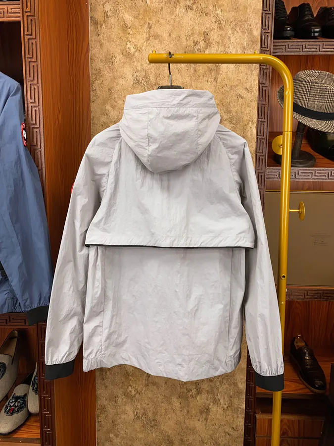 Arc Teryx Lightweight Urban Outdoor Hoodie