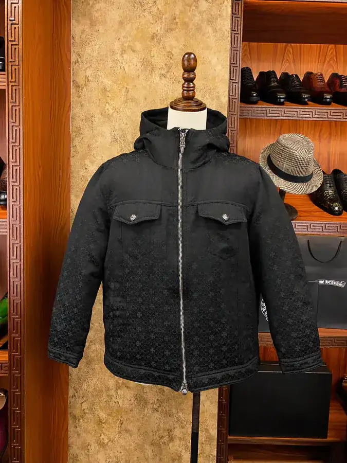 Exclusive New Design Come Hearts Men's Hooded Embroidered Down Jacket