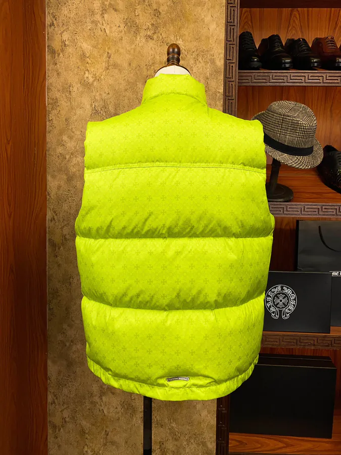 Come Hearts Dark Pattern Down Vest